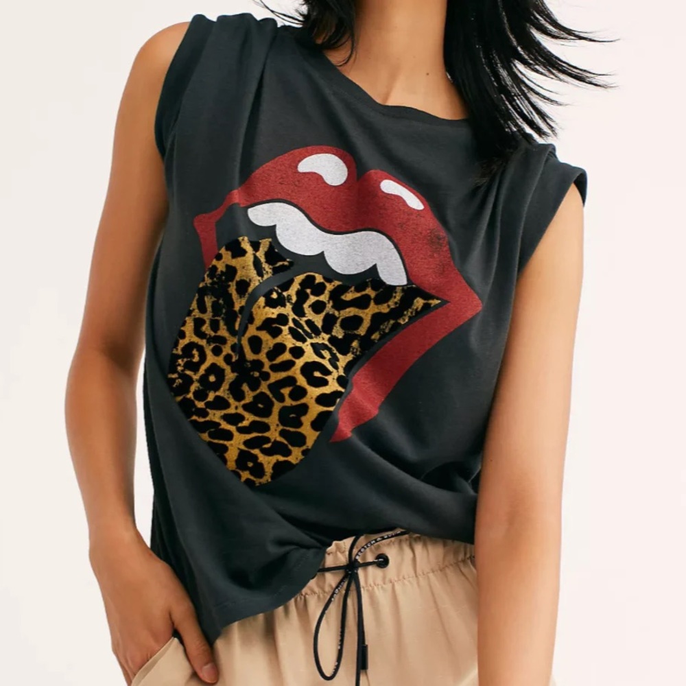 DAYDREAMER Rolling Stones Flocked Leopard Tongue Tour Tee in Size M